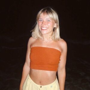 Meet your Posher, Liz